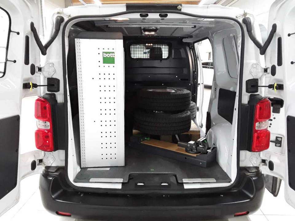 Opel Vivaro - Imagem 10