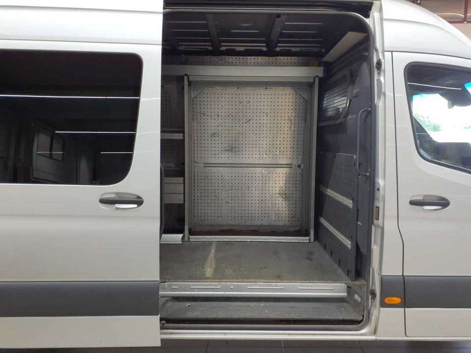 Mercedes-Benz Sprinter - Imagem 8