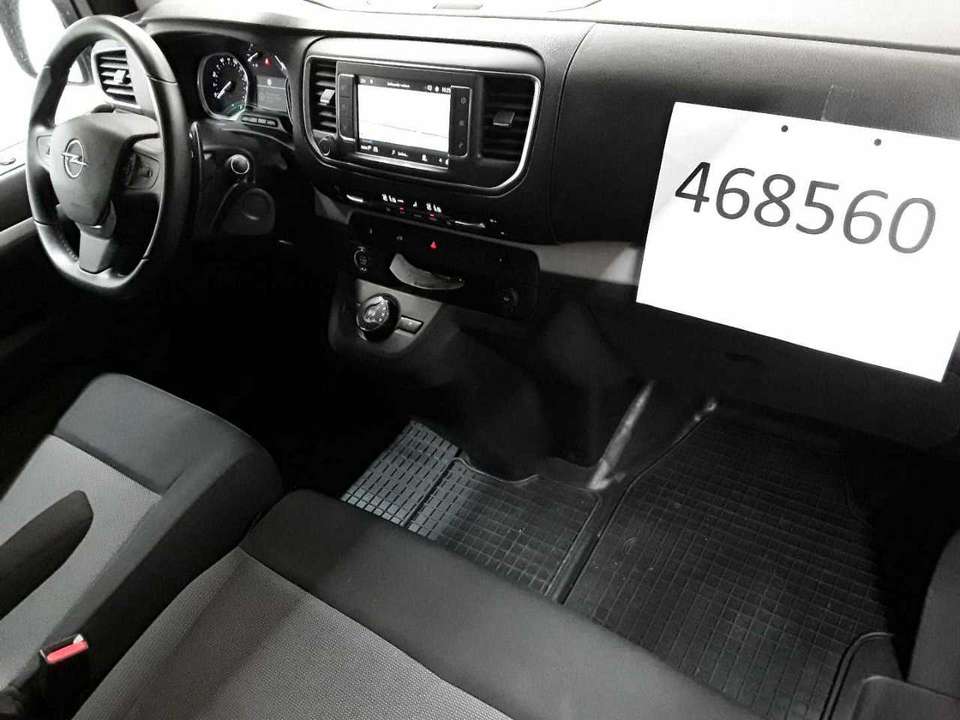 Opel Vivaro - Imagem 12