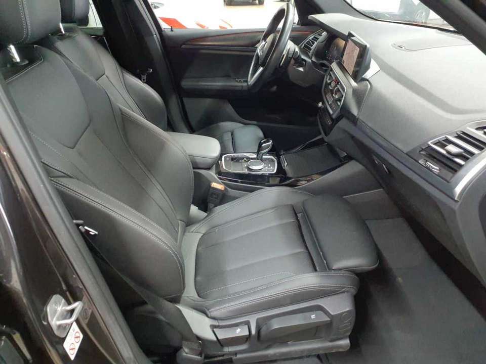 BMW X3 - Imagem 12