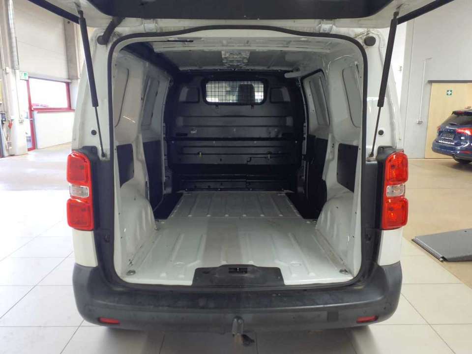 Opel Vivaro - Imagem 10