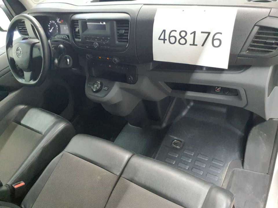 Opel Vivaro - Imagem 12