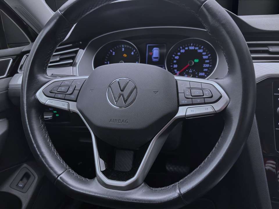 Volkswagen Passat Variant - Imagem 12