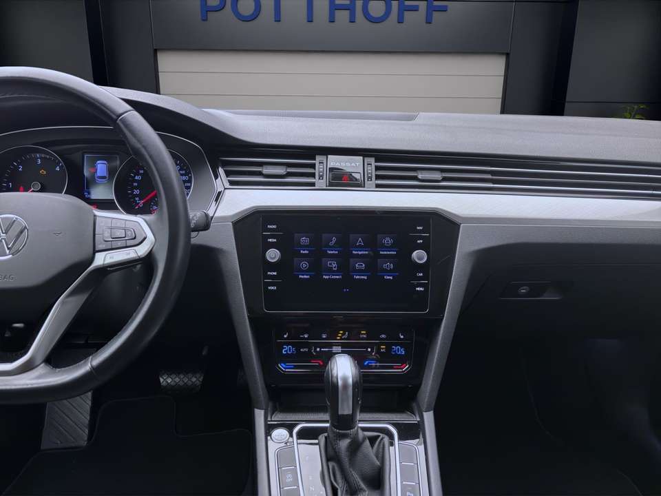 Volkswagen Passat Variant - Imagem 14