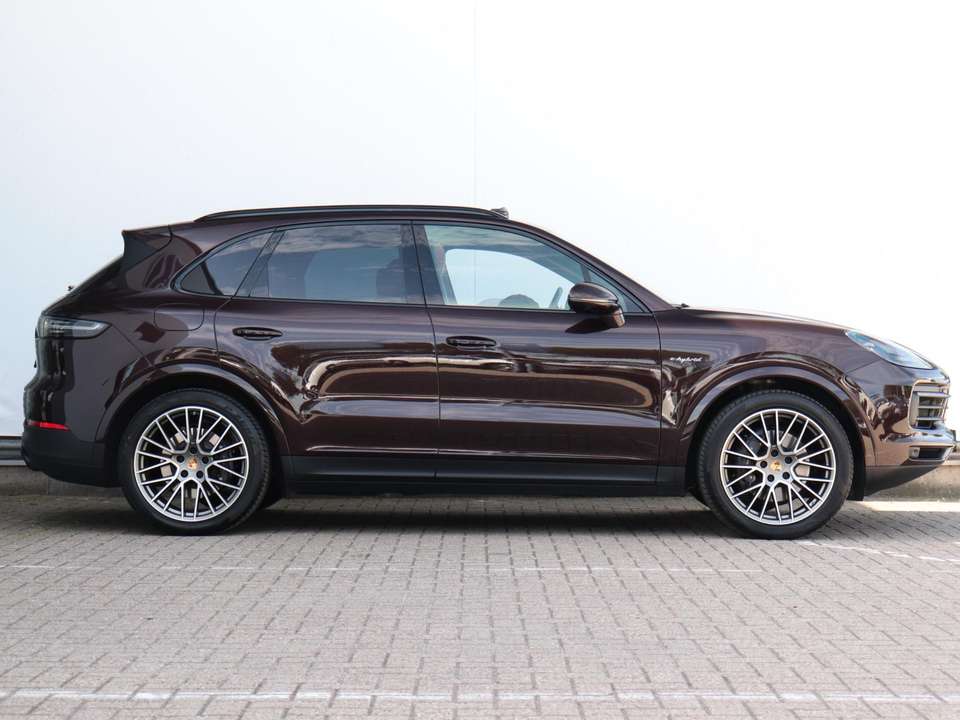 Porsche Cayenne - Imagem 2