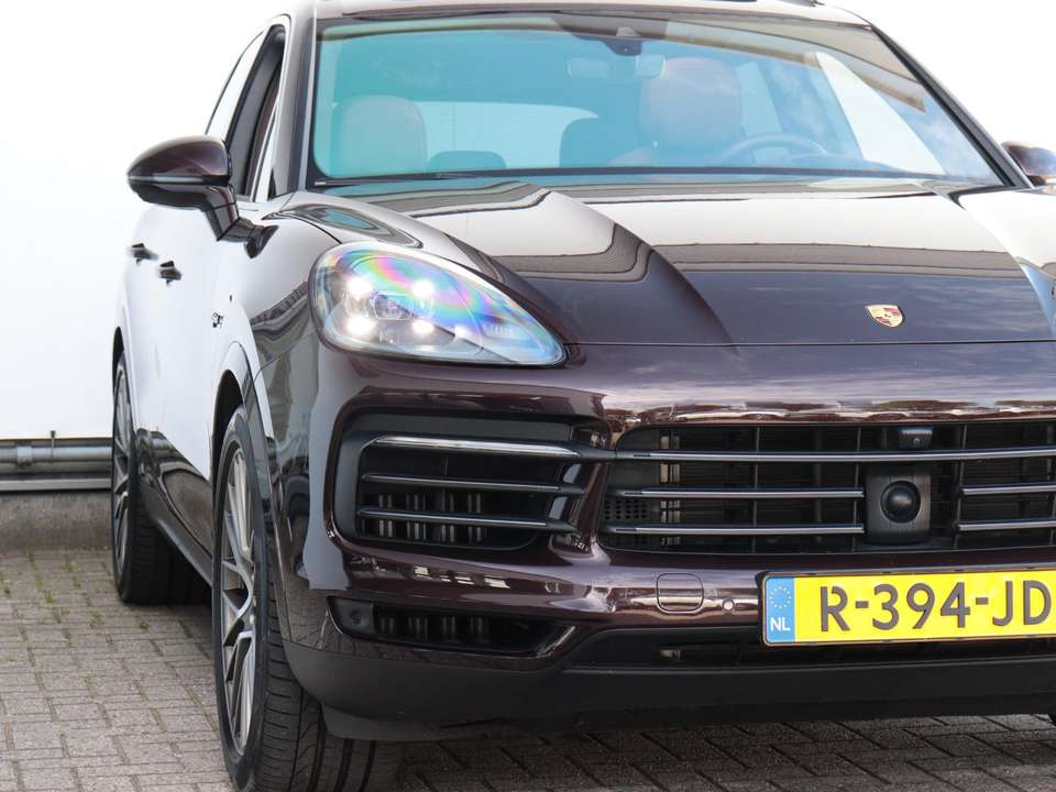 Porsche Cayenne - Imagem 6