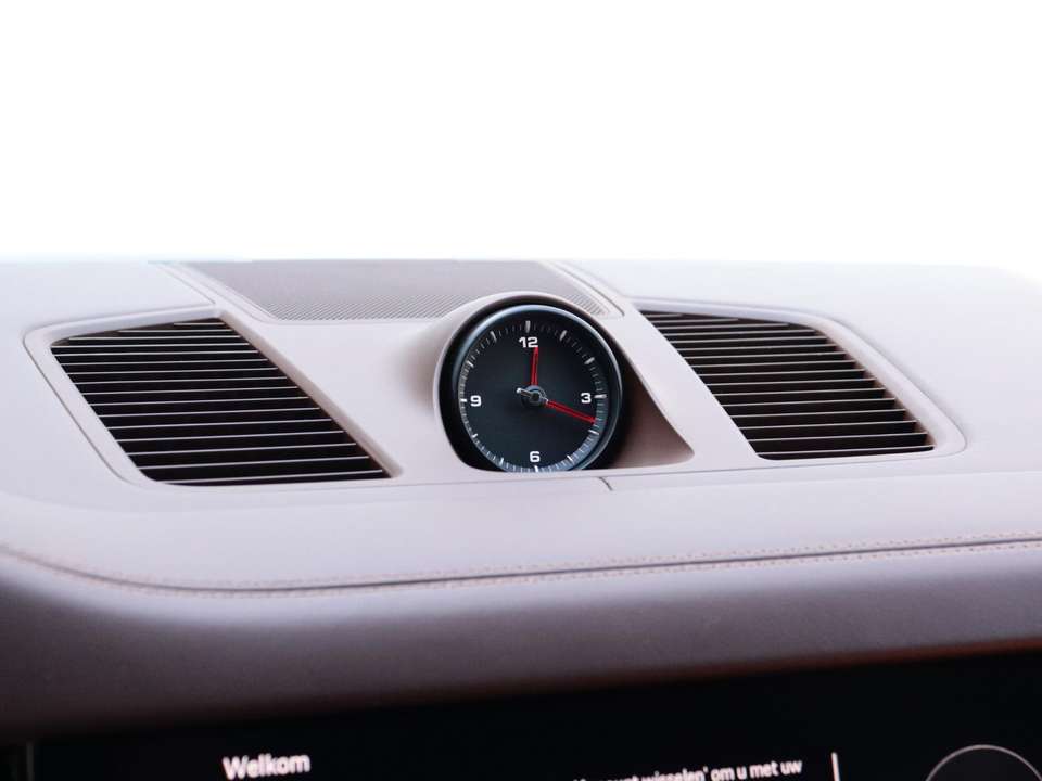 Porsche Cayenne - Imagem 12