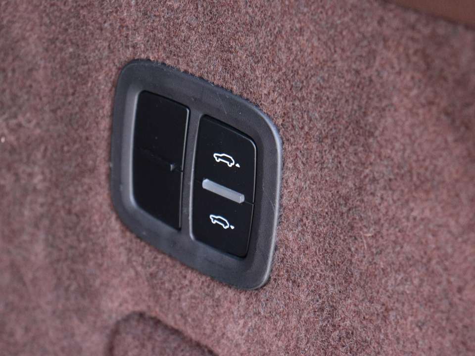 Porsche Cayenne - Imagem 14
