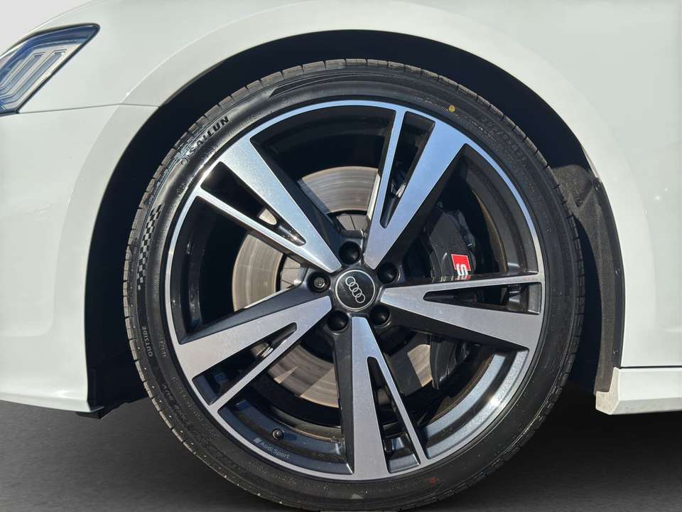 Audi S6 - Imagem 2