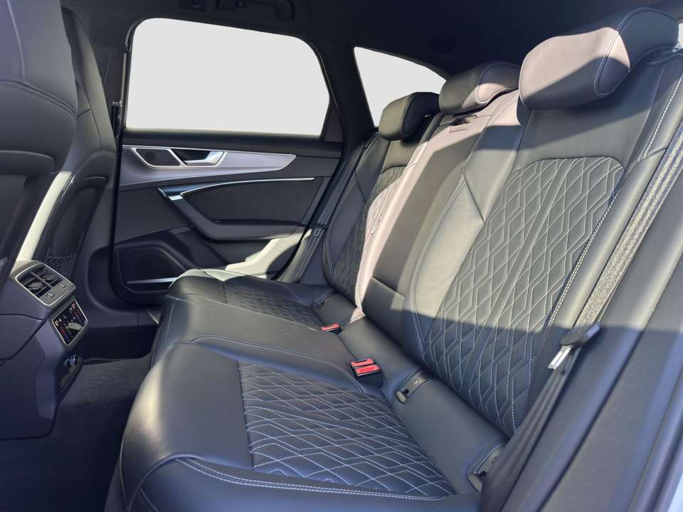 Audi S6 - Imagem 7