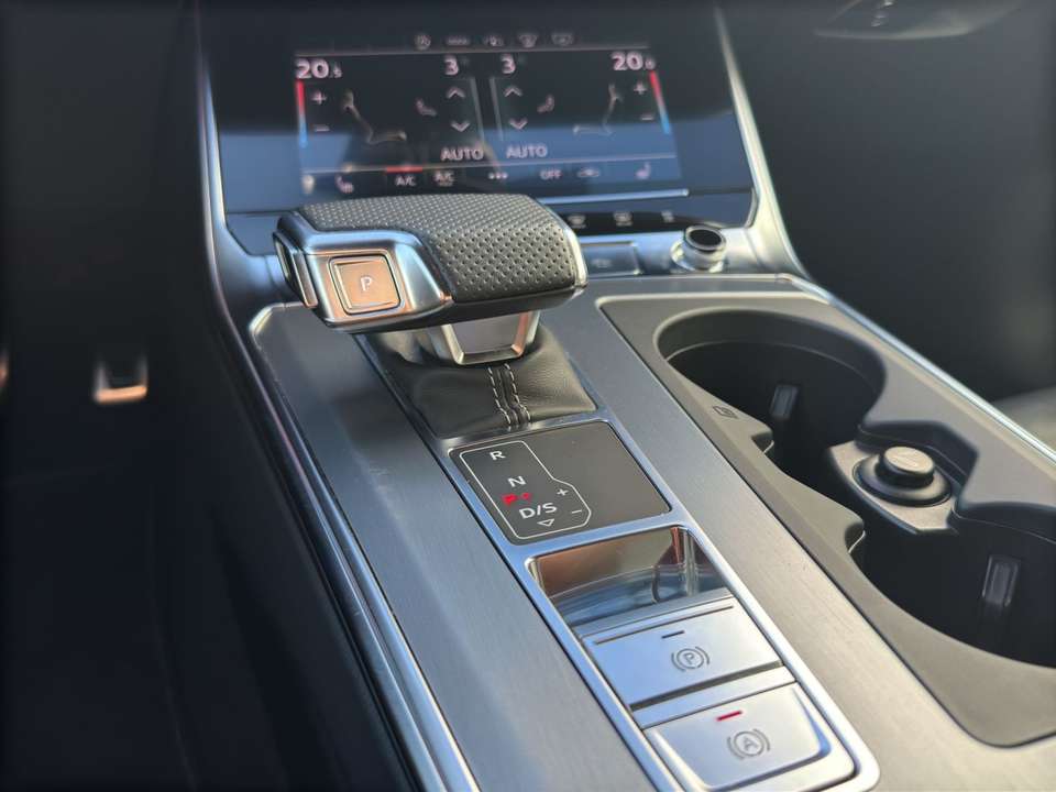 Audi S6 - Imagem 9