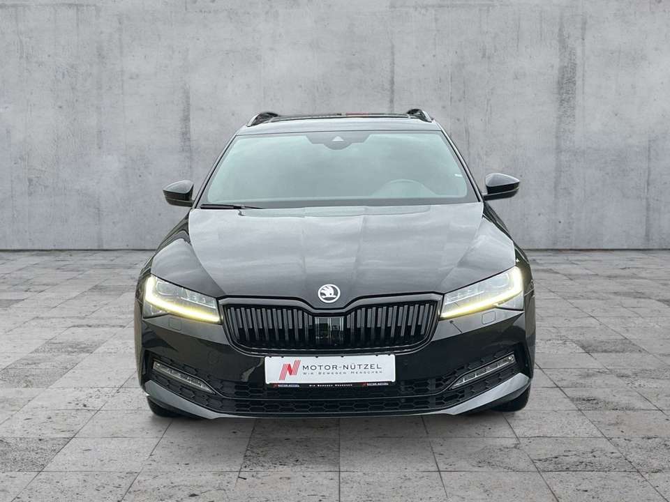 Skoda Superb - Imagem 3