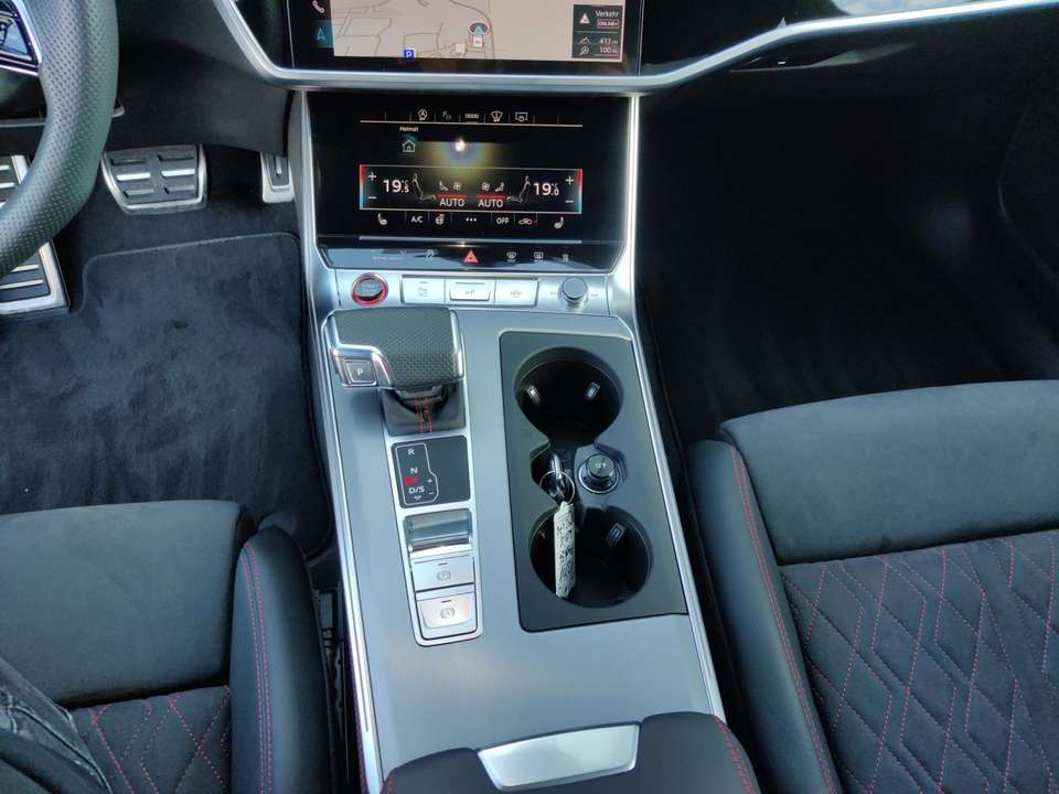 Audi S6 - Imagem 11