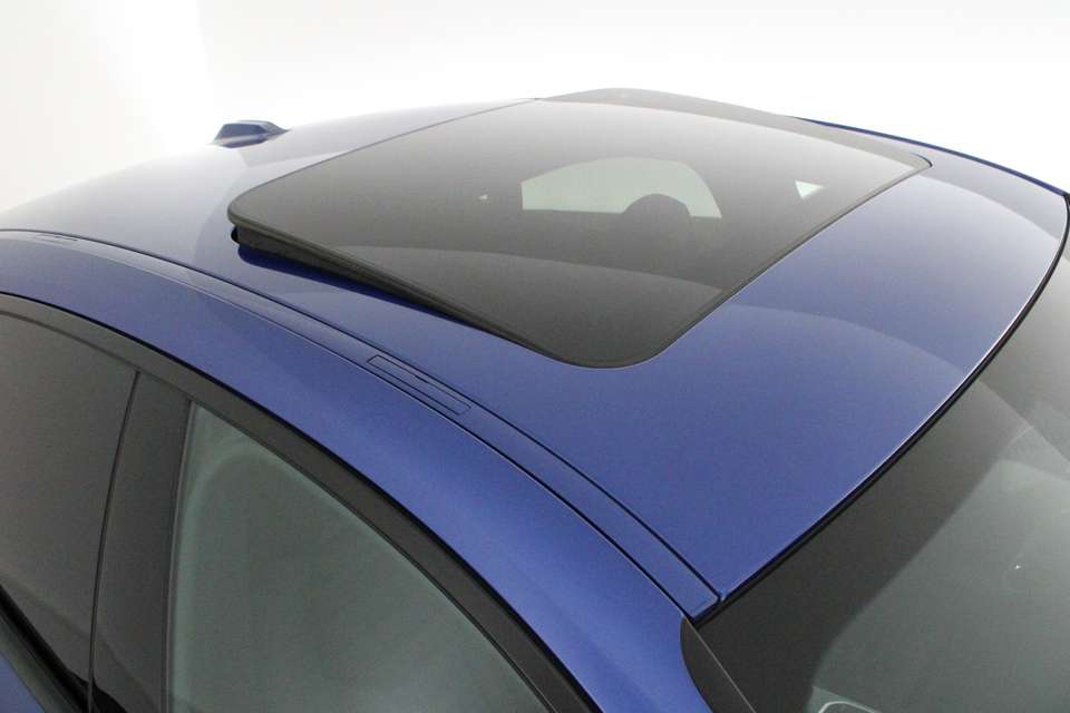 BMW i4 - Imagem 12