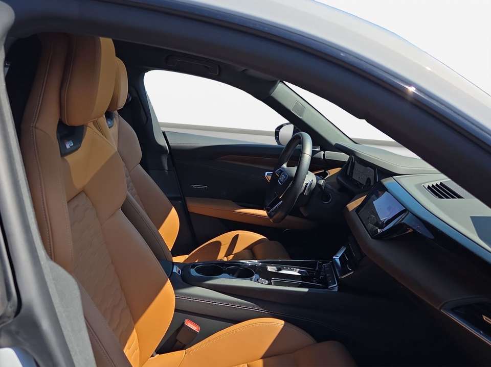 Audi RS e-tron GT - Imagem 5