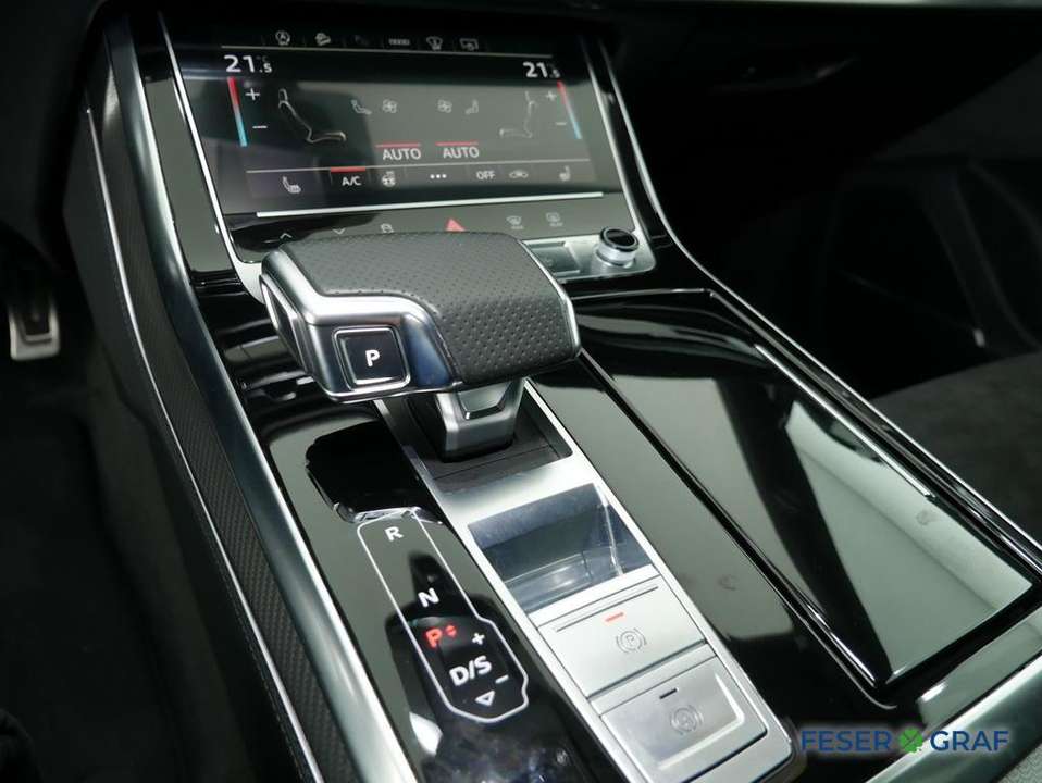 Audi RS Q8 - Imagem 8