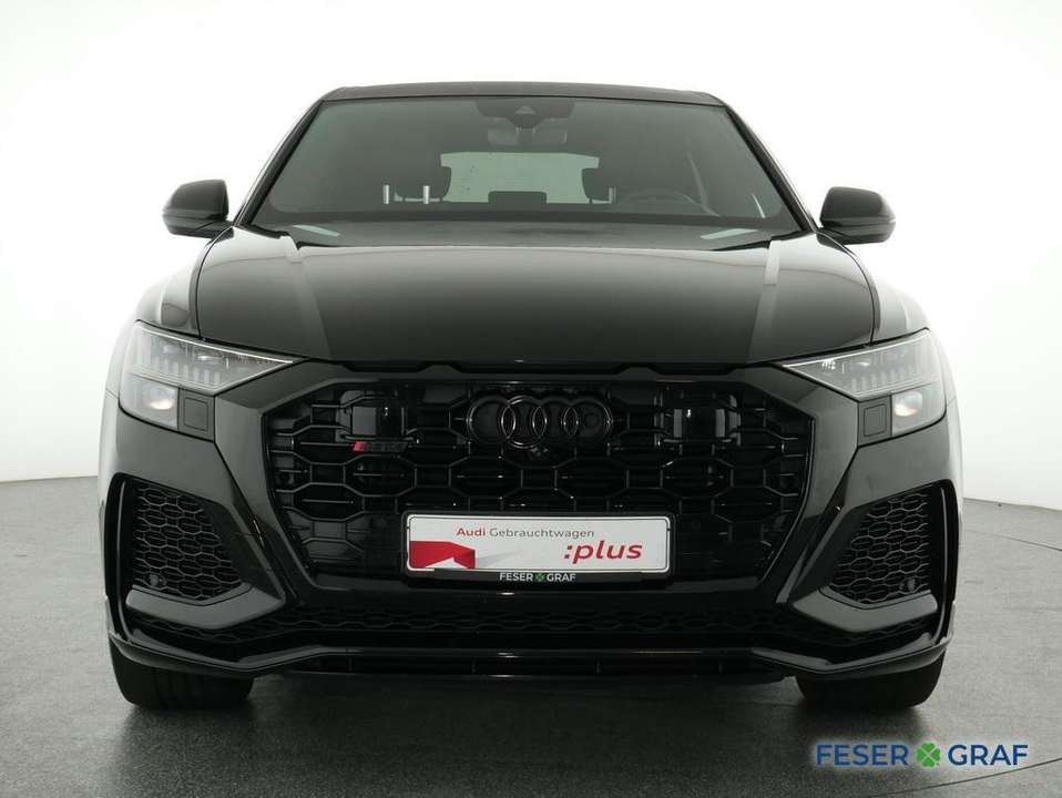 Audi RS Q8 - Imagem 11