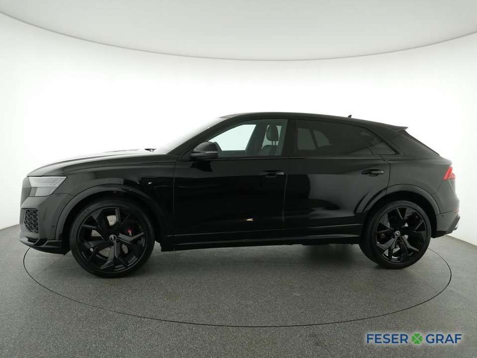 Audi RS Q8 - Imagem 13