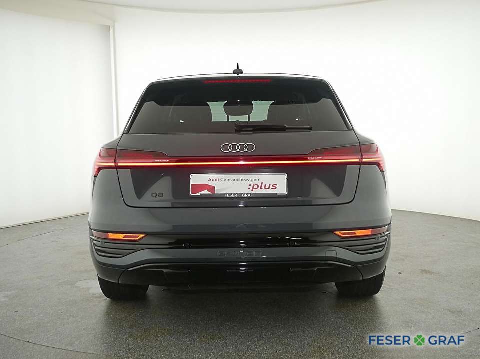 Audi Q8 e-tron - Imagem 12