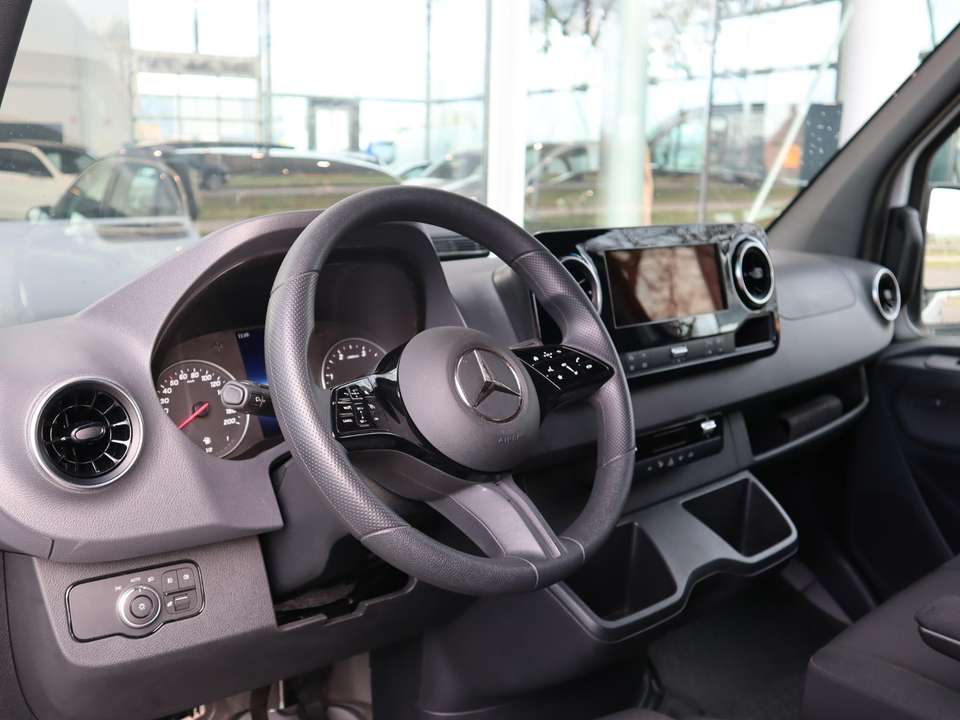 Mercedes-Benz Sprinter - Imagem 3