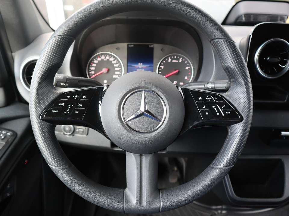 Mercedes-Benz Sprinter - Imagem 6