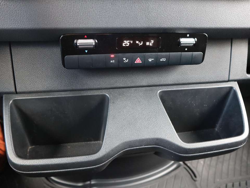 Mercedes-Benz Sprinter - Imagem 12