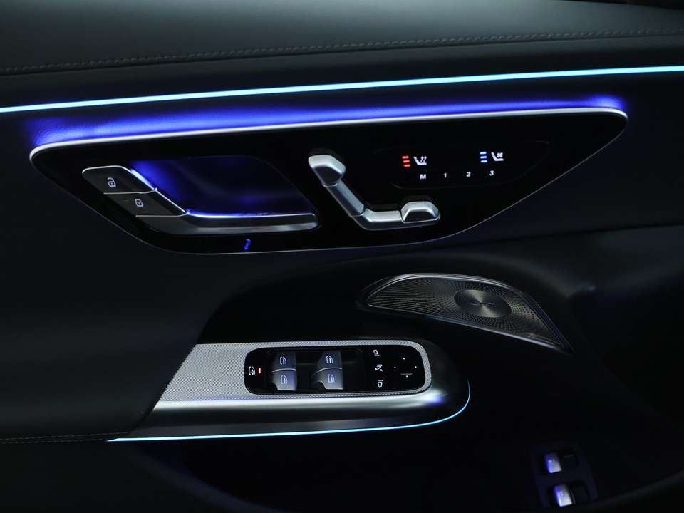 Mercedes-Benz E 300 - Imagem 7