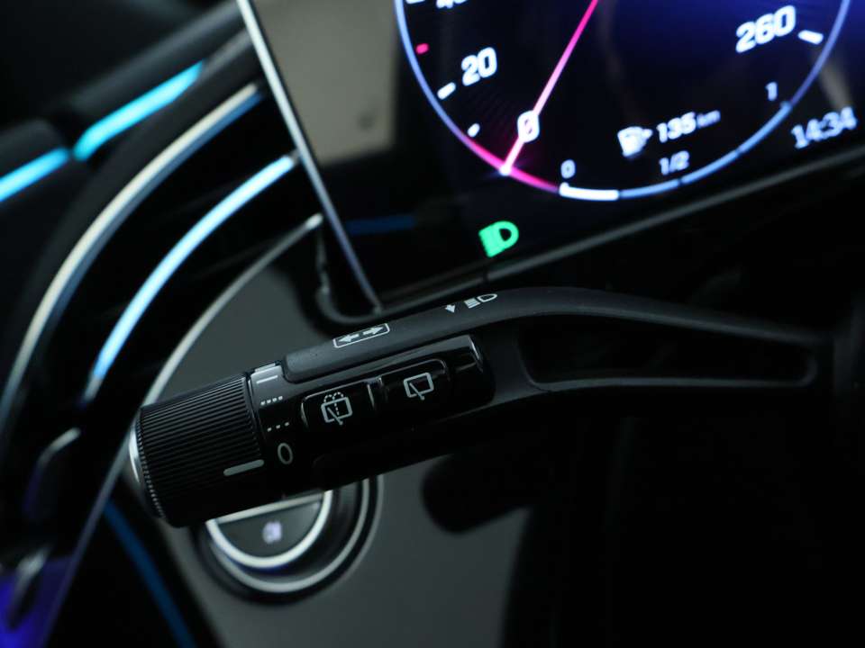 Mercedes-Benz E 300 - Imagem 10