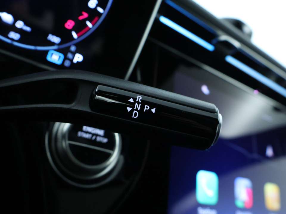 Mercedes-Benz E 300 - Imagem 11