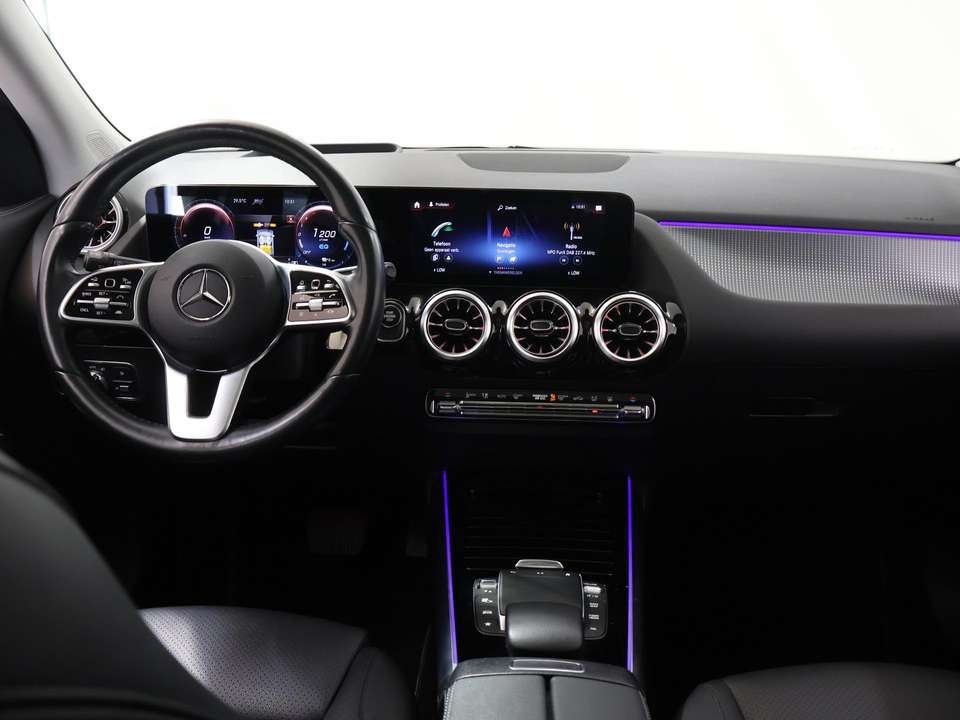 Mercedes-Benz GLA 250 - Imagem 8