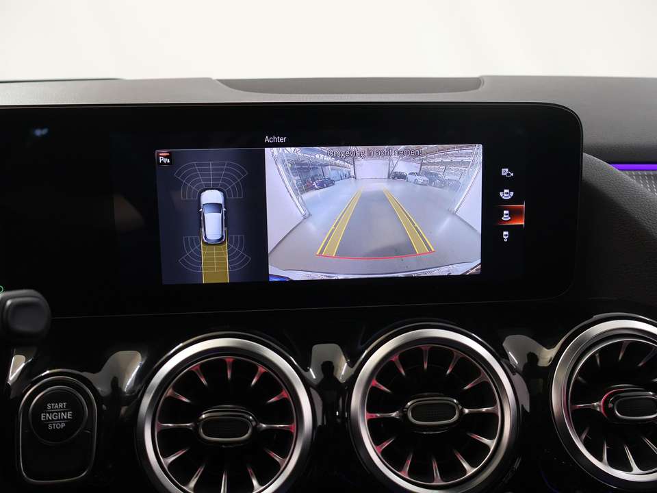 Mercedes-Benz GLA 250 - Imagem 14