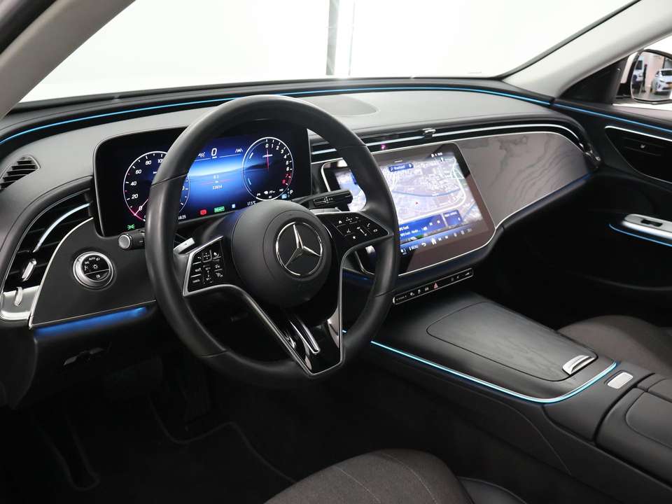 Mercedes-Benz E 300 - Imagem 7