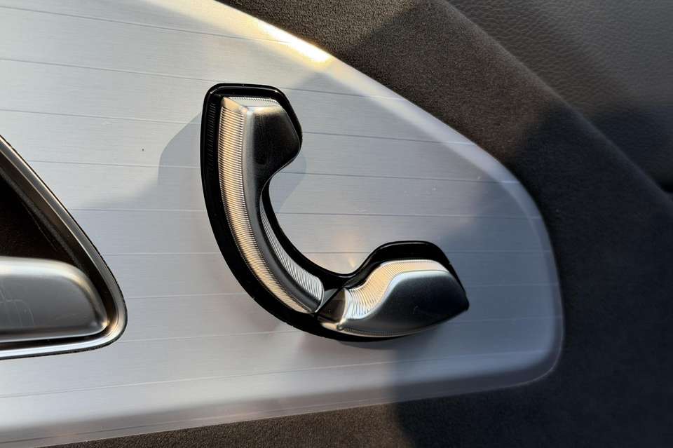 Mercedes-Benz CLA 250 - Imagem 14