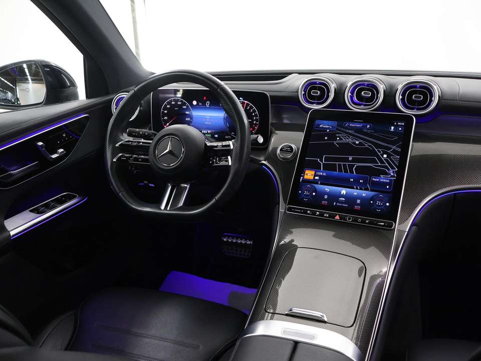 Mercedes-Benz GLC 300 - Imagem 9