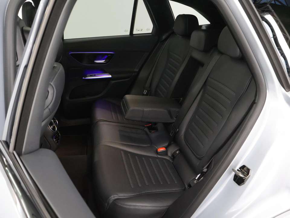 Mercedes-Benz GLC 300 - Imagem 11