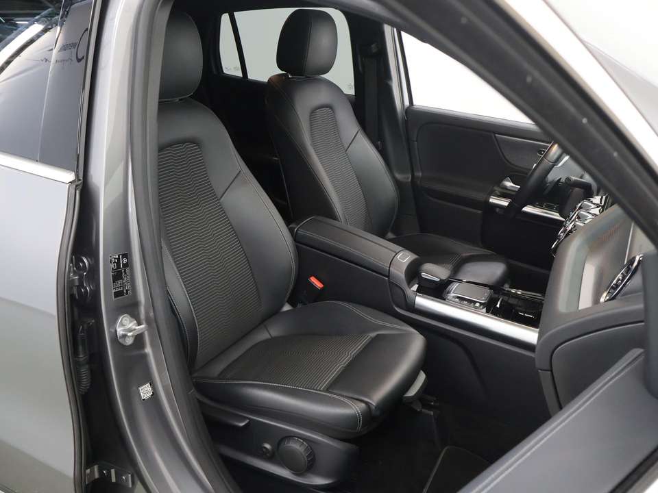 Mercedes-Benz GLA 200 - Imagem 10