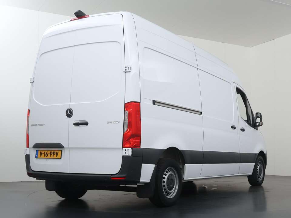 Mercedes-Benz Sprinter - Imagem 2