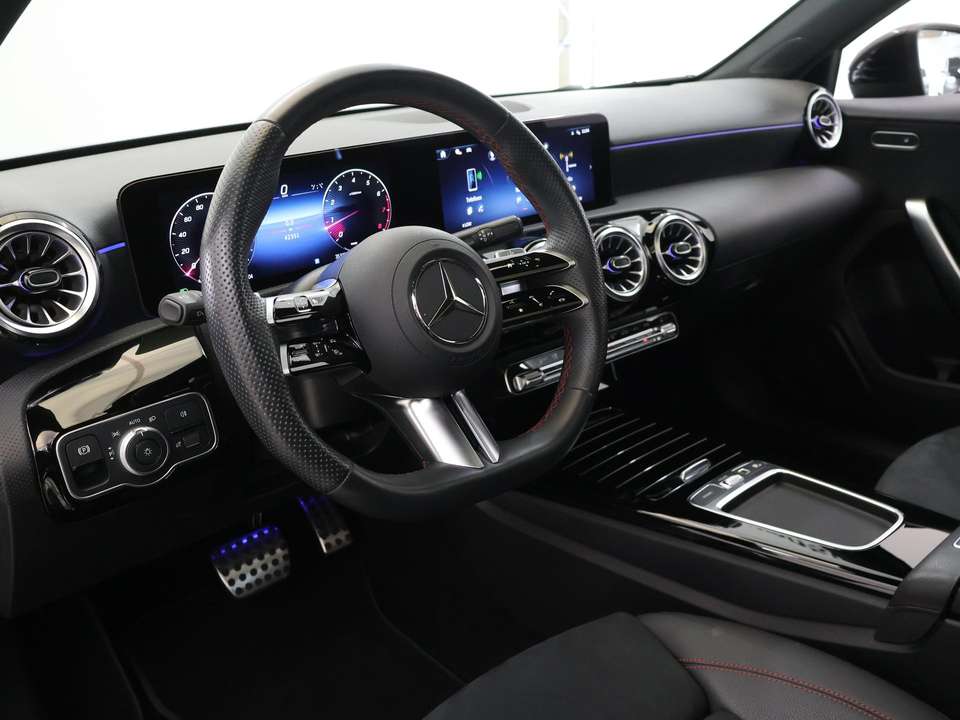 Mercedes-Benz A 180 - Imagem 7