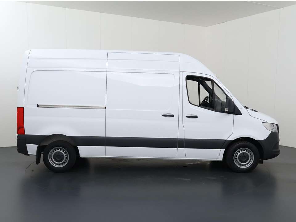 Mercedes-Benz Sprinter - Imagem 6