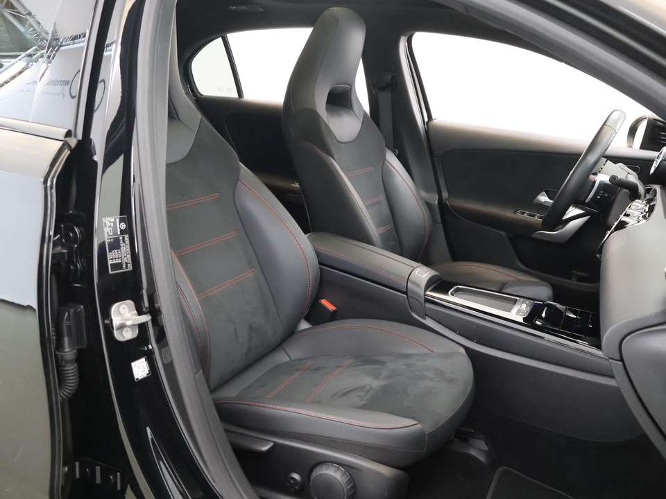 Mercedes-Benz A 180 - Imagem 10