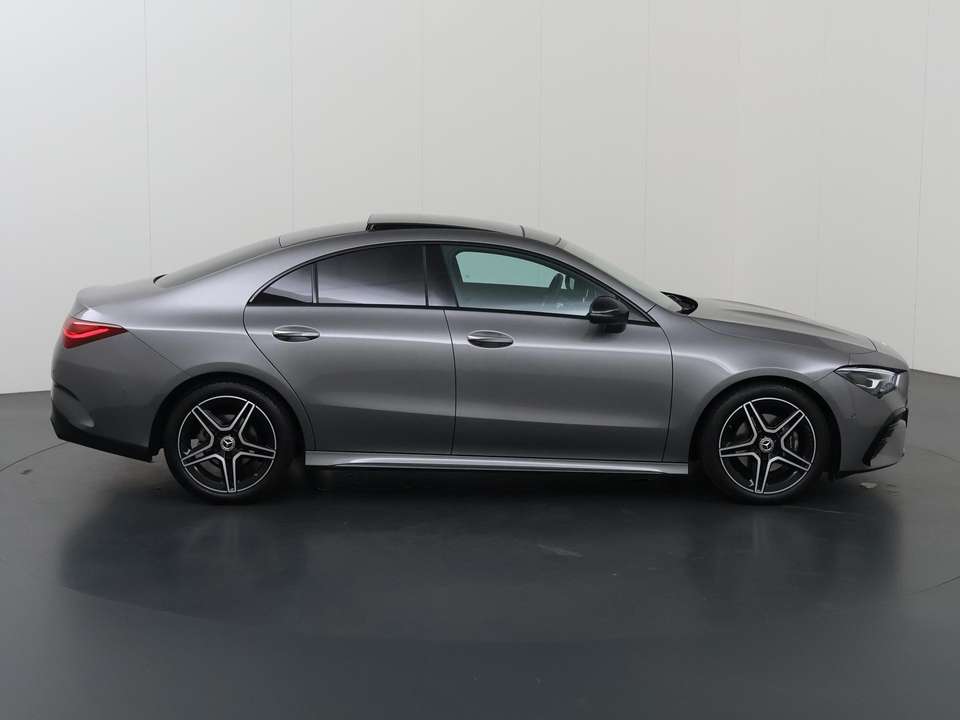 Mercedes-Benz CLA 180 - Imagem 6