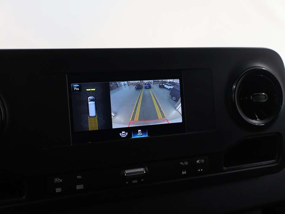 Mercedes-Benz Sprinter - Imagem 13
