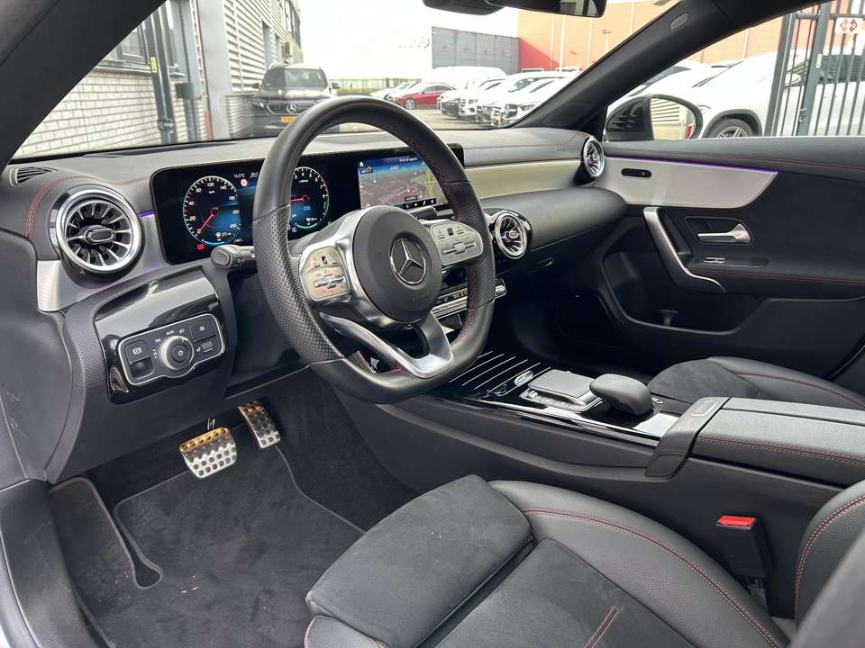 Mercedes-Benz CLA 250 - Imagem 11
