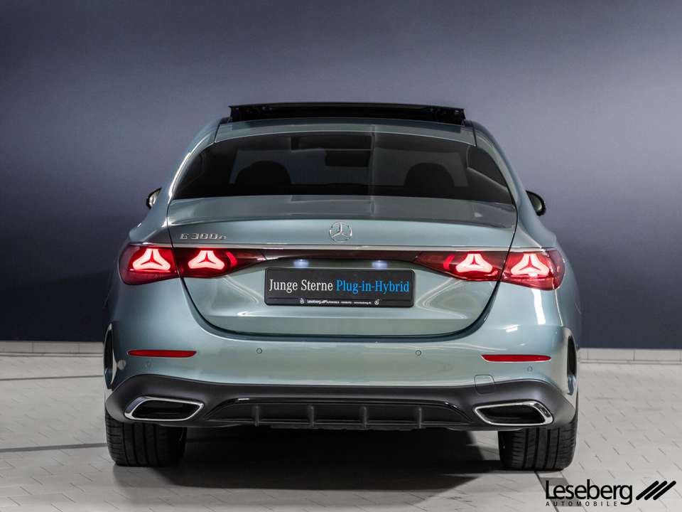 Mercedes-Benz E 300 - Imagem 6