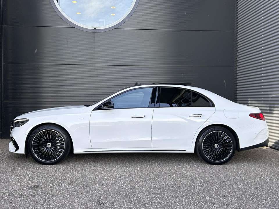 Mercedes-Benz E 300 - Imagem 3