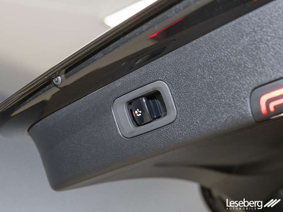 Mercedes-Benz E 300 - Imagem 10