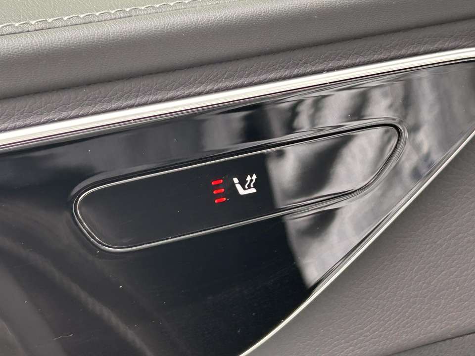 Mercedes-Benz C 180 - Imagem 11