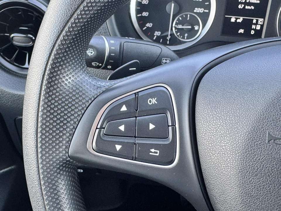 Mercedes-Benz Vito - Imagem 13