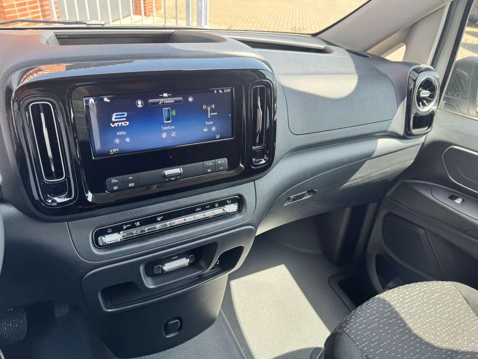 Mercedes-Benz Vito - Imagem 10