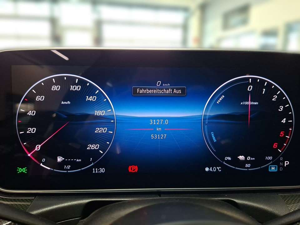 Mercedes-Benz C 300 - Imagem 15